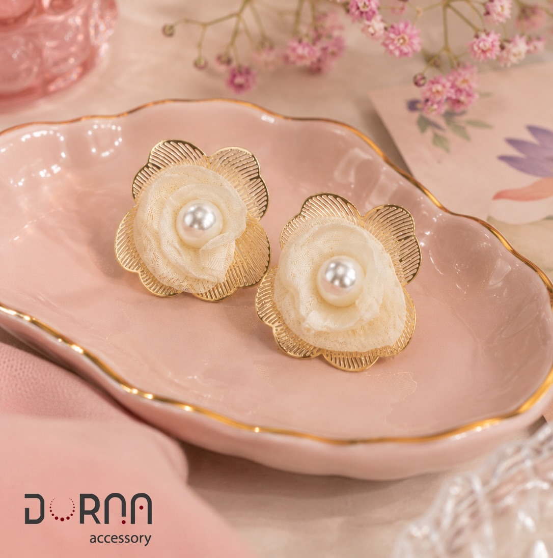 گوشواره مروارید طلایی